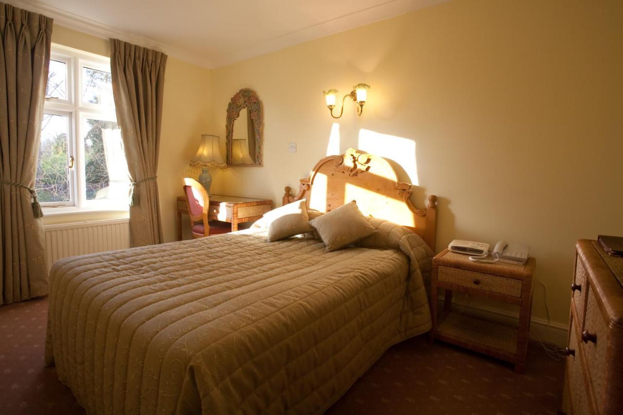 Fines Bayliwick Hotel 布拉克内尔 外观 照片