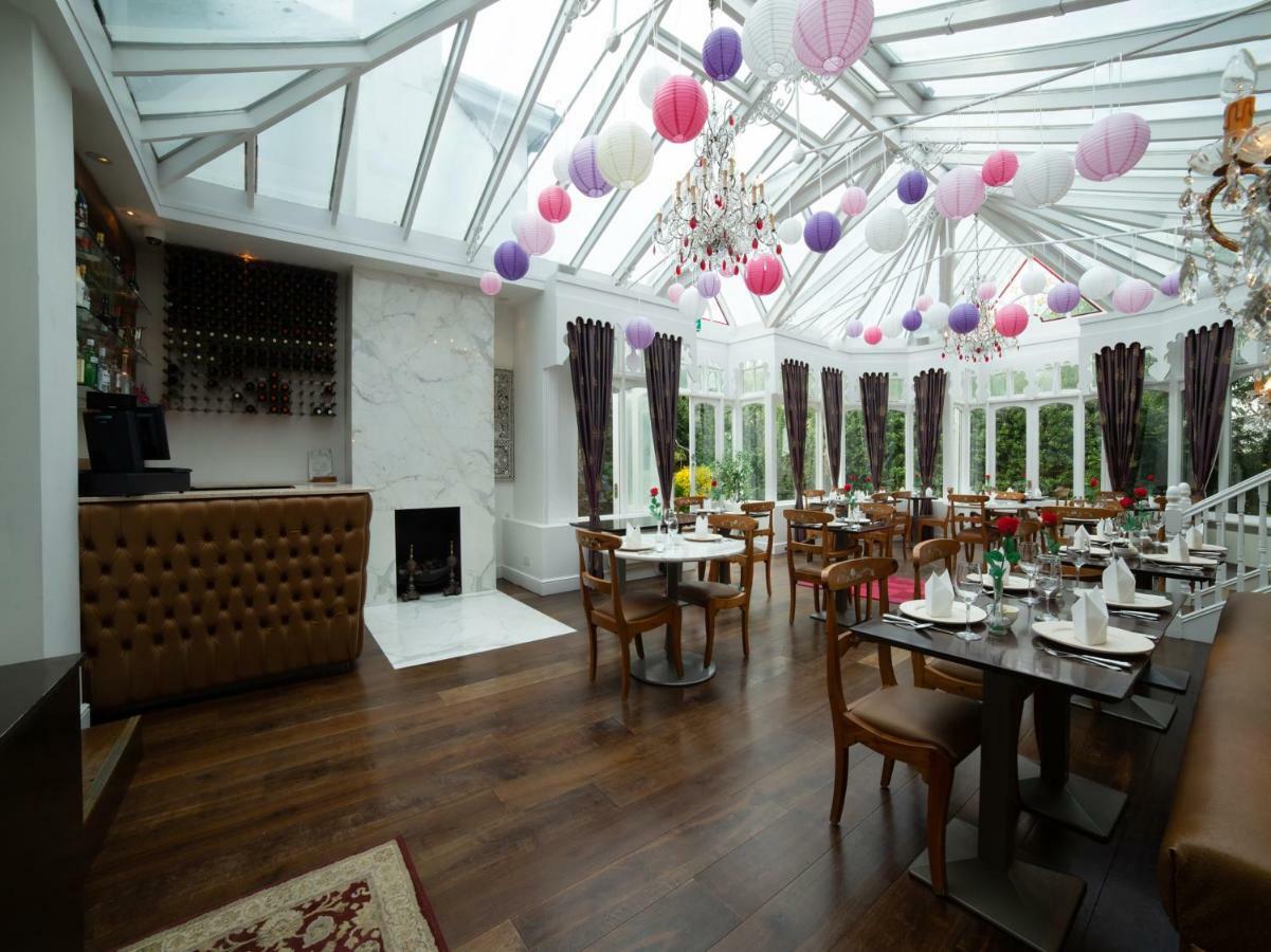 Fines Bayliwick Hotel 布拉克内尔 外观 照片