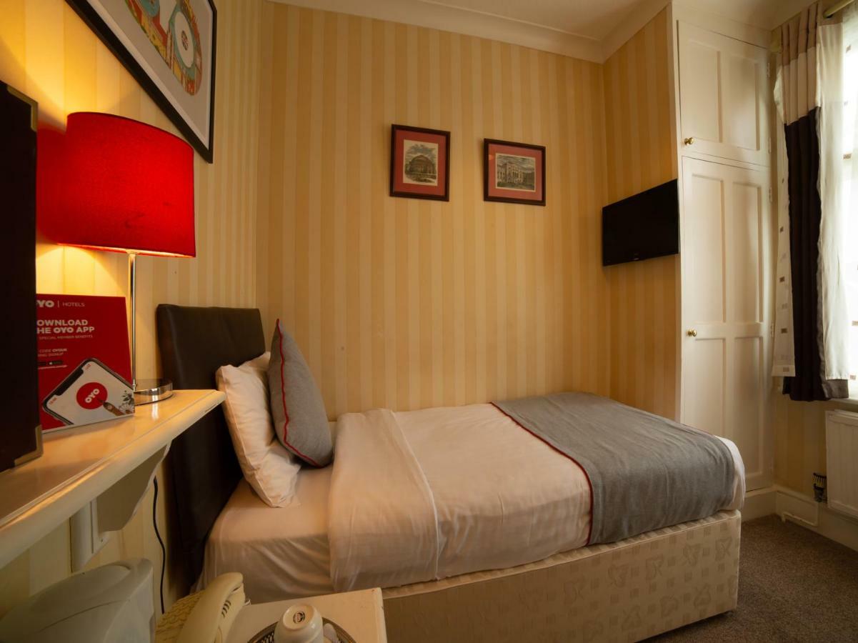 Fines Bayliwick Hotel 布拉克内尔 外观 照片