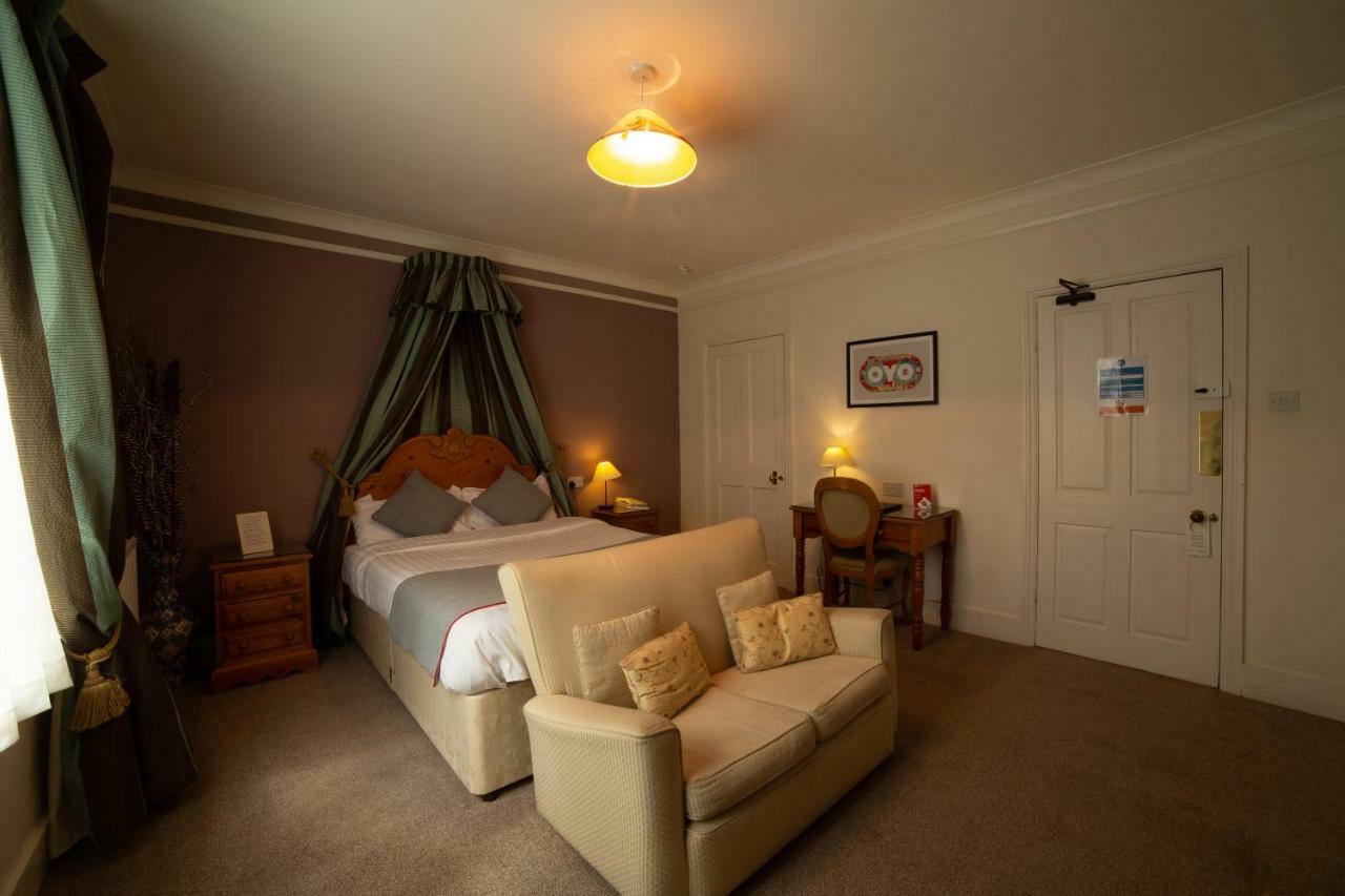 Fines Bayliwick Hotel 布拉克内尔 外观 照片