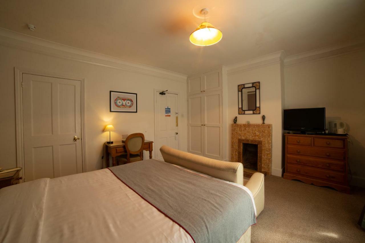 Fines Bayliwick Hotel 布拉克内尔 外观 照片