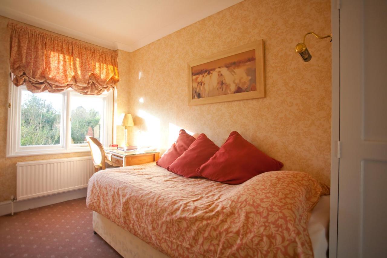 Fines Bayliwick Hotel 布拉克内尔 外观 照片
